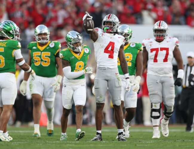 Ohio State blows out Oregon in Rose Bowl